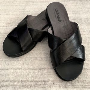 SoftWalk Tillman slide sandals | 9WW